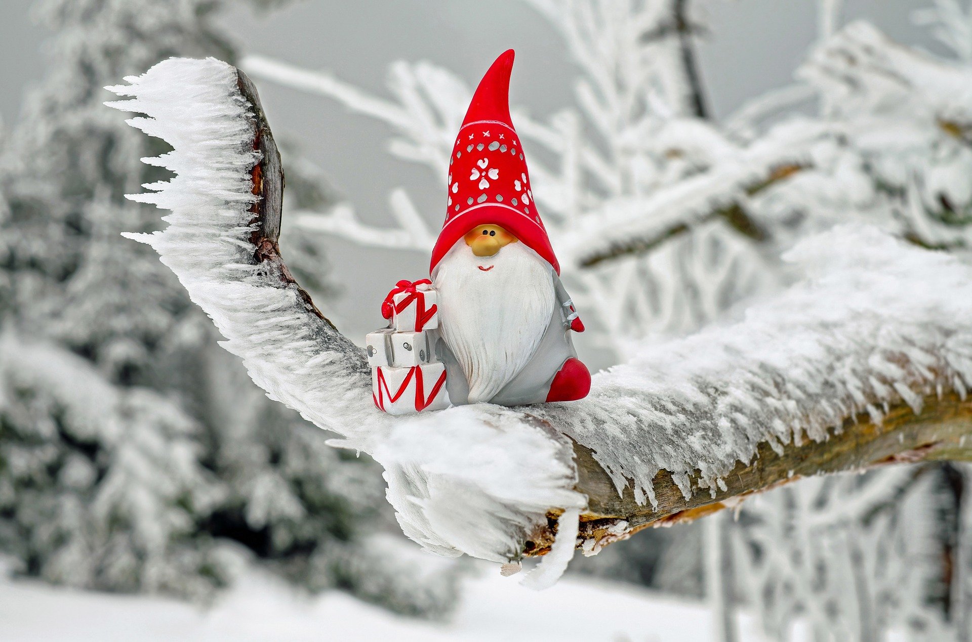 santa-claus-ga3b7f63b9_1920